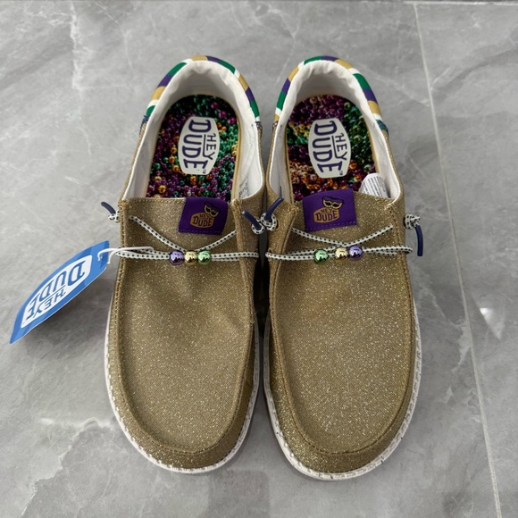 Women's Hey Dude Wendy Mardi Gras Casual Slip On Shoes Sparkle Party Size 10 - Picture 3 of 16